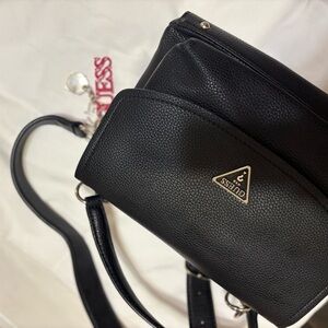 Guess Black Textured Crossbody Bag